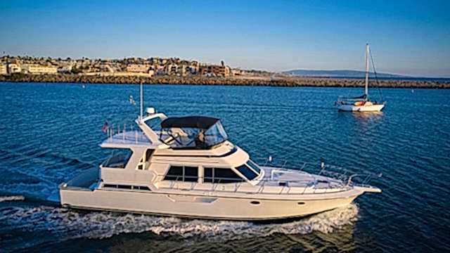 Los Angeles Yacht Charter Luxury Yacht